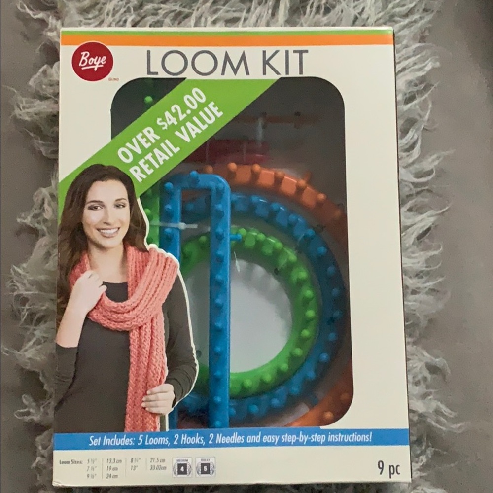 Loom Kit- Round 9 pieces